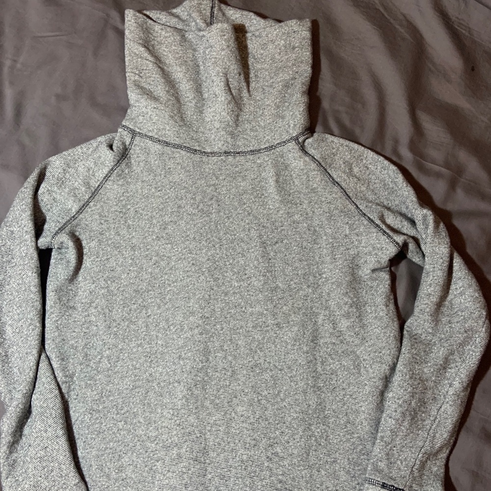Old Navy Grey Turtle Neck Sweater